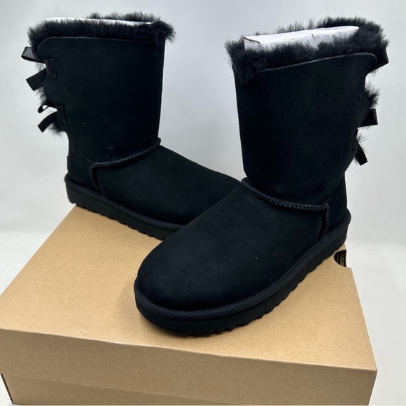 UGG Bailey Bow II Boot - Picture 2 of 5